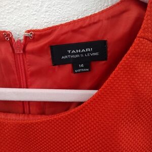 Tahari ASL Red Sheath Dress Sleeveless Crew Neck Cocktail